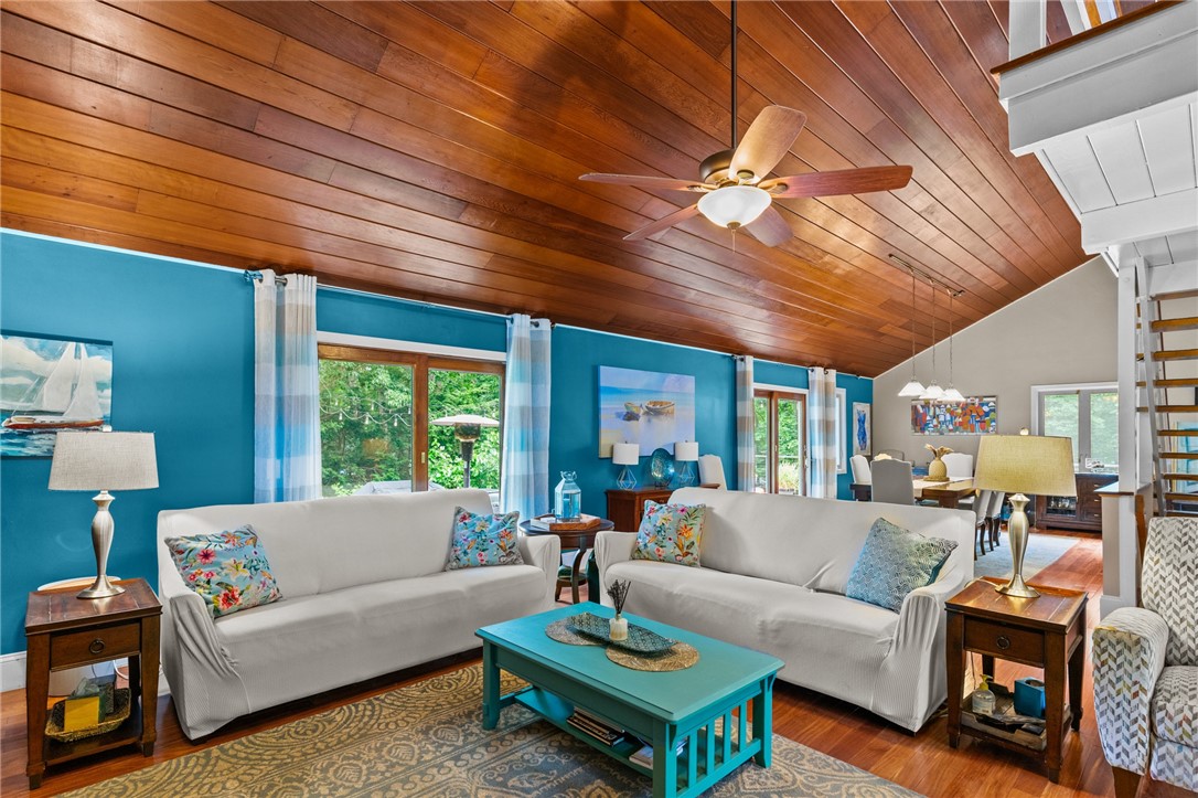 24 Valleybrook Drive Warwick, RI 02818 - Photo 10 of 50