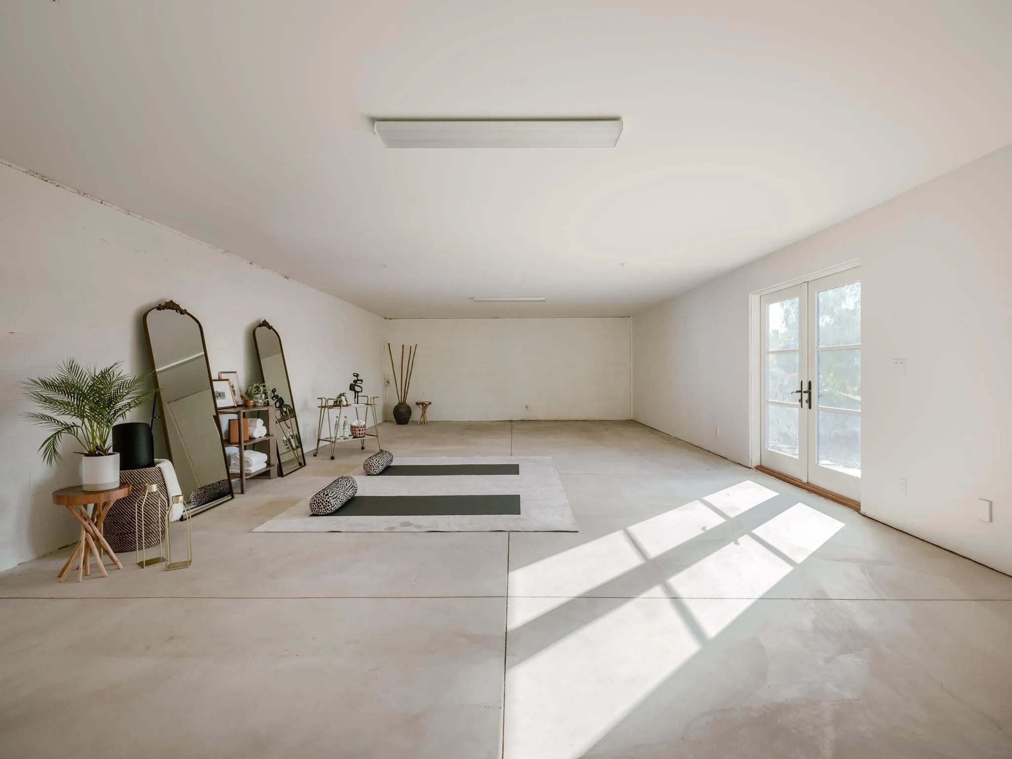 17488 La Brisa Rancho Santa Fe, CA 92067 - Photo 41 of 42 Gallery Image 41