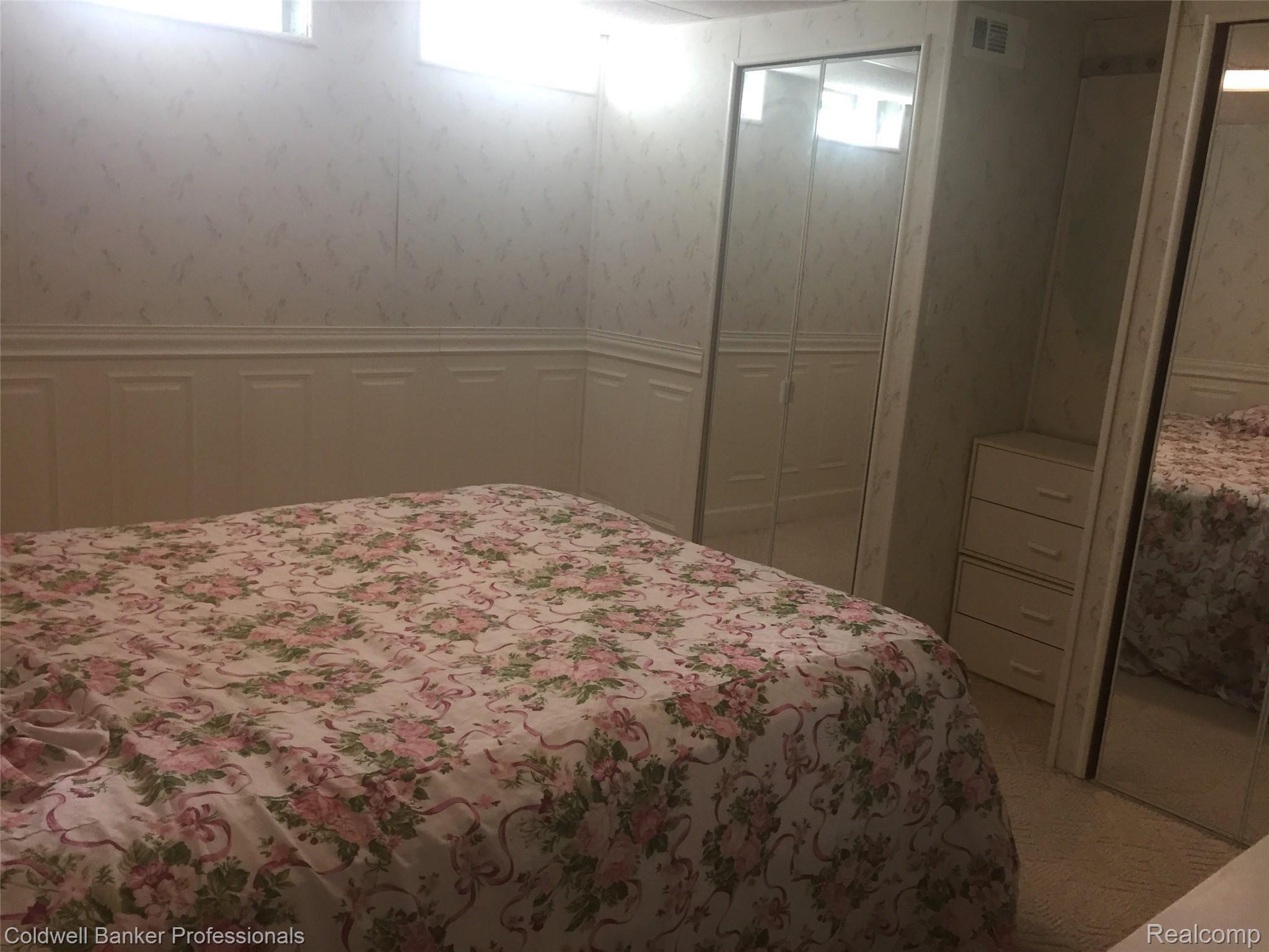 441 Farmridge Court Rochester, MI 48307 - Photo 6 of 15 Farmridge - Basement 2.JPG