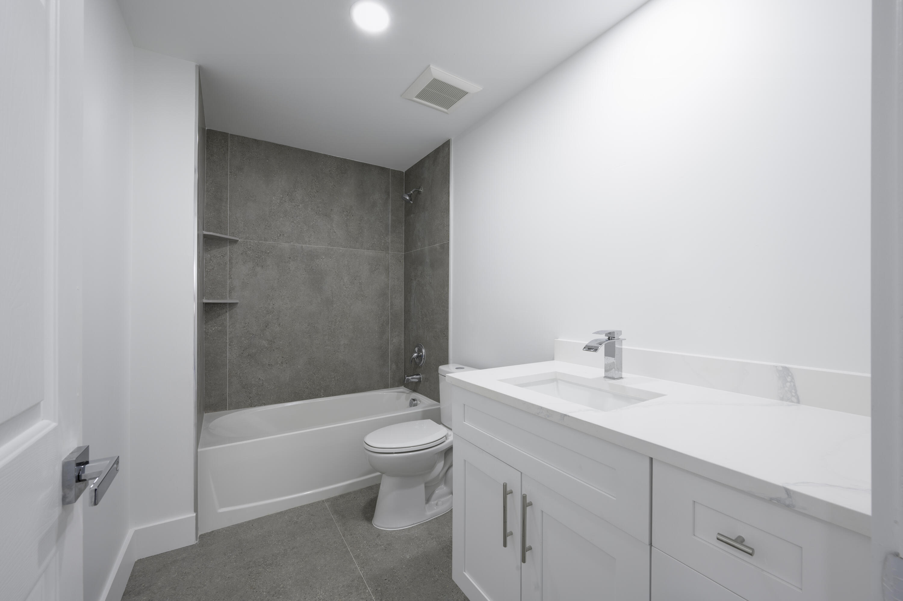 1510 West 20th Street Riviera Beach, FL 33404 - Photo 8 of 14 1510 W 20th St Riviera Beach-print-009-0