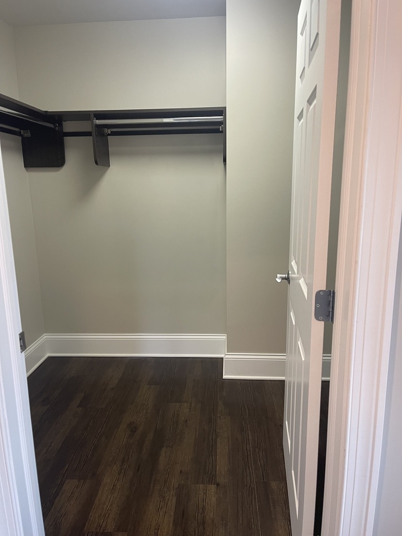 728 North Diamond Lake Road, Unit 202 Mundelein, IL 60060 - Photo 11 of 15