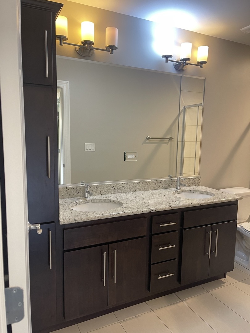 728 North Diamond Lake Road, Unit 202 Mundelein, IL 60060 - Photo 12 of 15