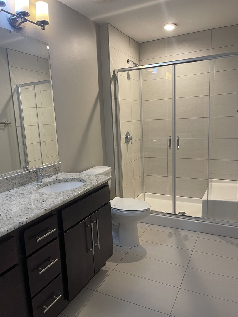 728 North Diamond Lake Road, Unit 202 Mundelein, IL 60060 - Photo 13 of 15