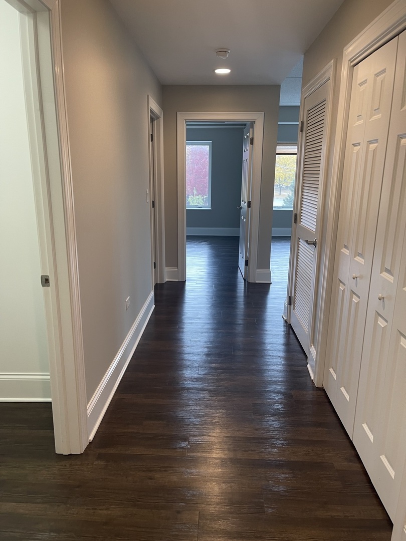 728 North Diamond Lake Road, Unit 202 Mundelein, IL 60060 - Photo 2 of 15