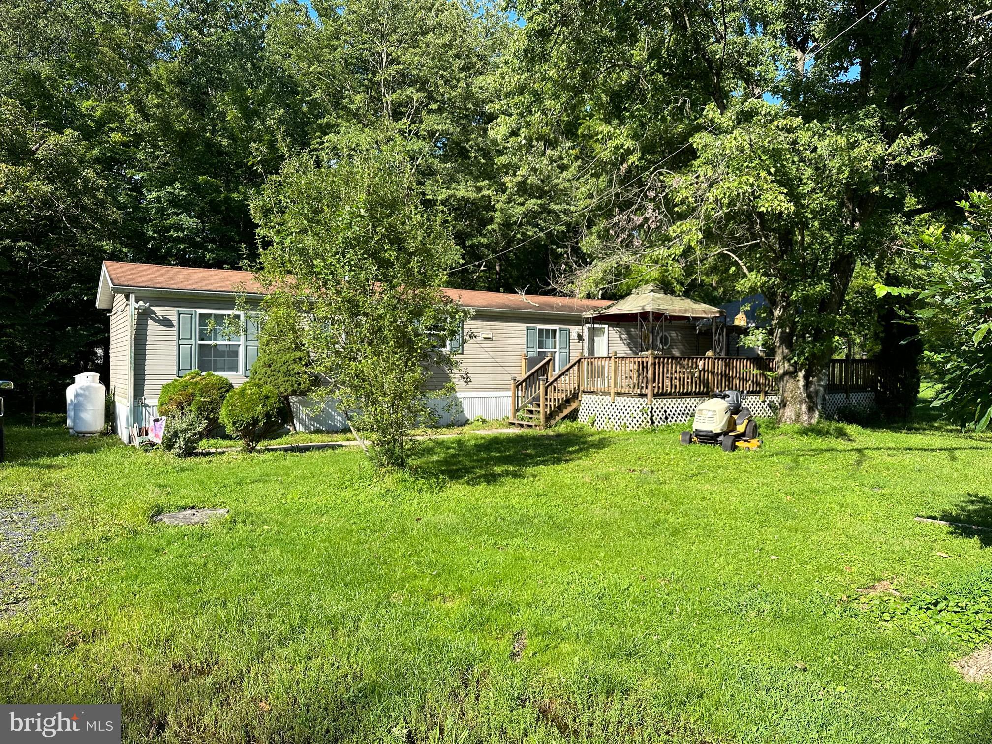 524 Ridge Valley Road Sellersville, PA 18960 - Photo 2 of 22