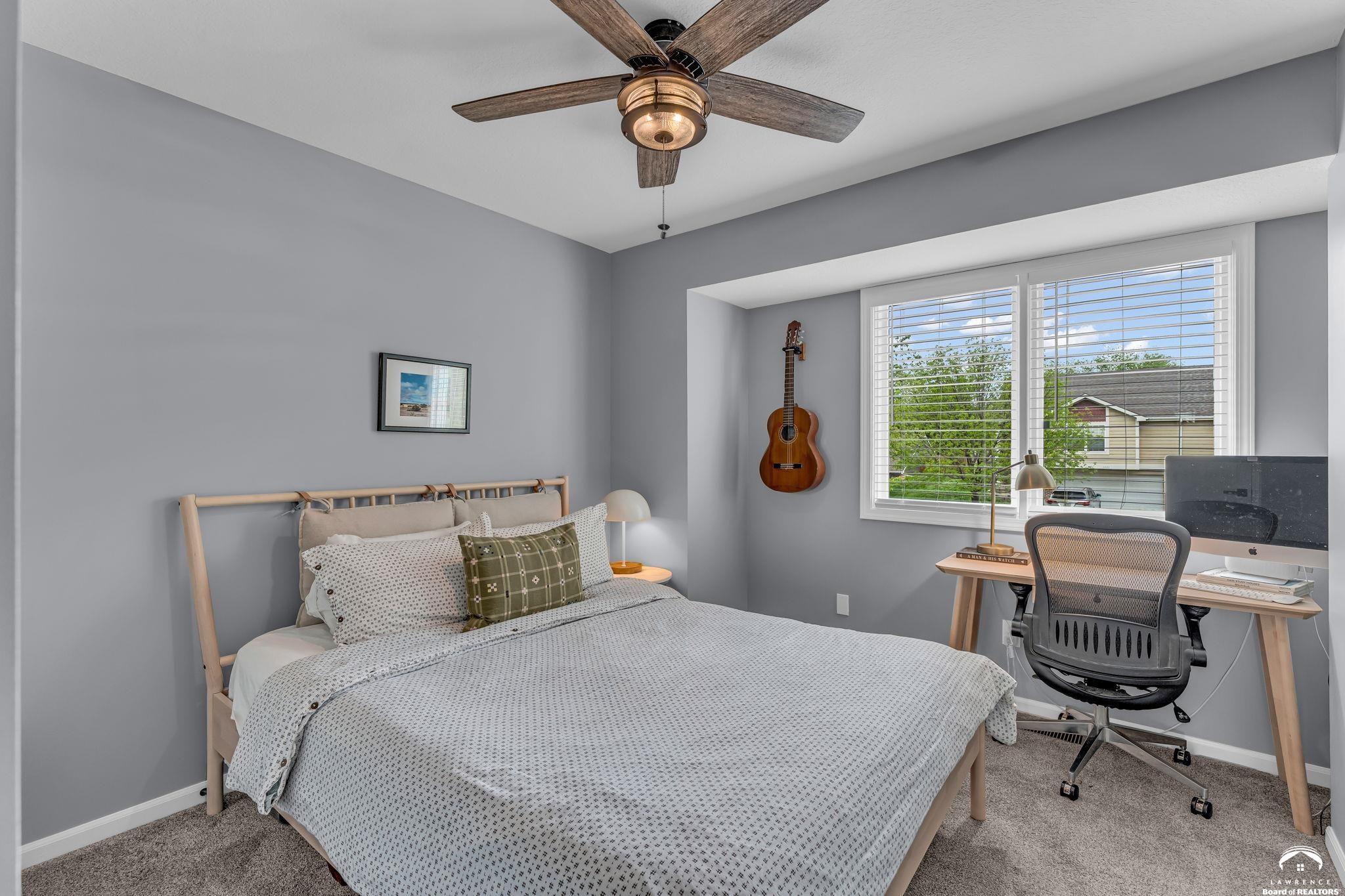 4925 Stoneback Place Lawrence, KS 66047 - Photo 20 of 37