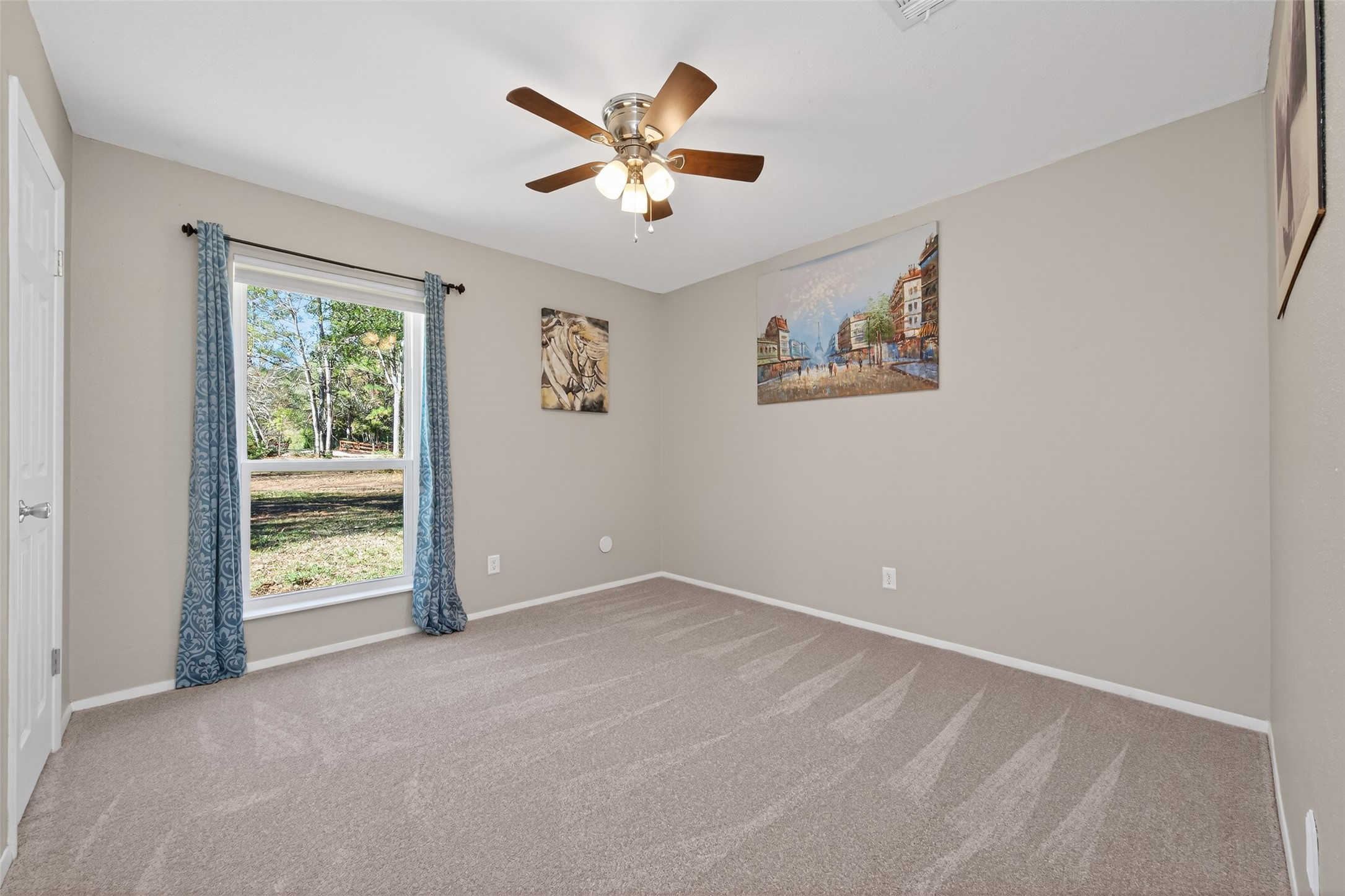 8498 Pine Shadows Road Cleveland, TX 77328 - Photo 13 of 24