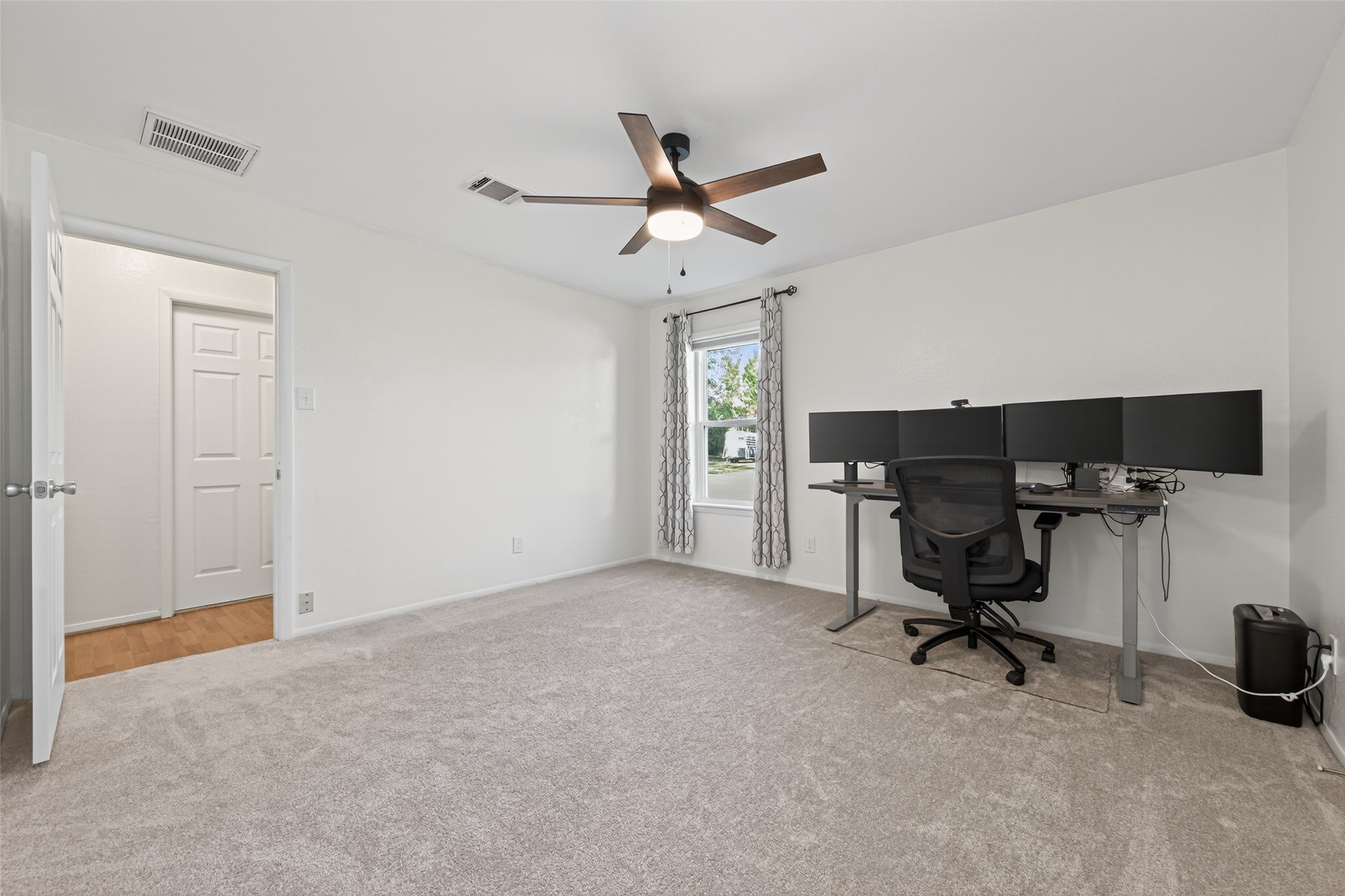 8498 Pine Shadows Road Cleveland, TX 77328 - Photo 15 of 24