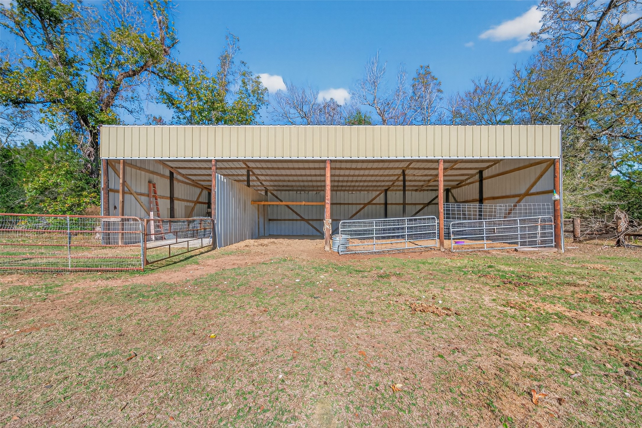 8498 Pine Shadows Road Cleveland, TX 77328 - Photo 18 of 24