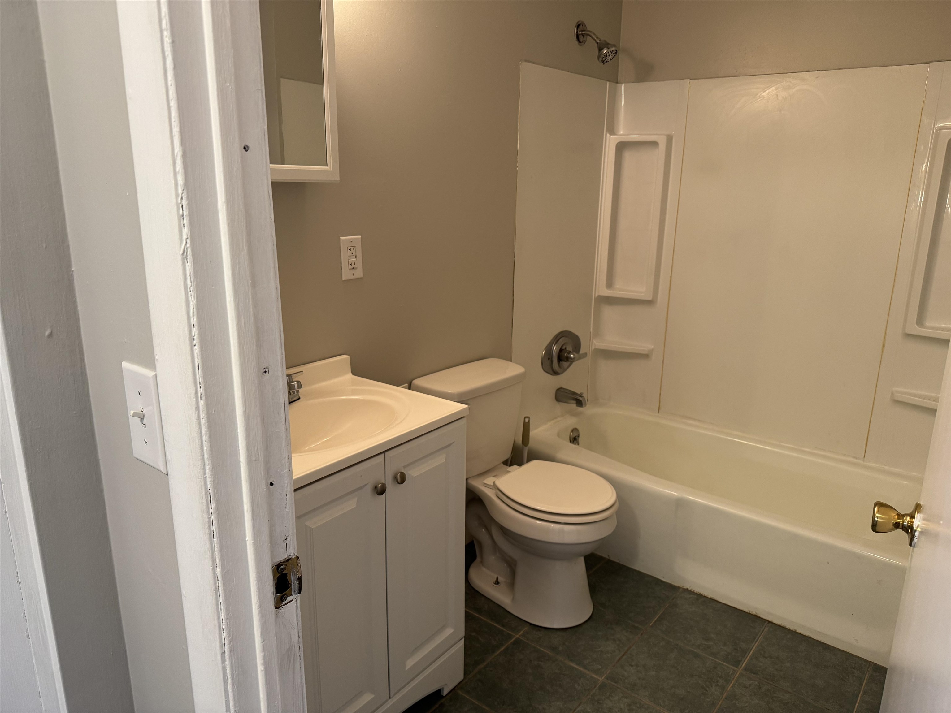 128 Loudon Road, Unit 12F Concord, NH 03301 - Photo 16 of 17