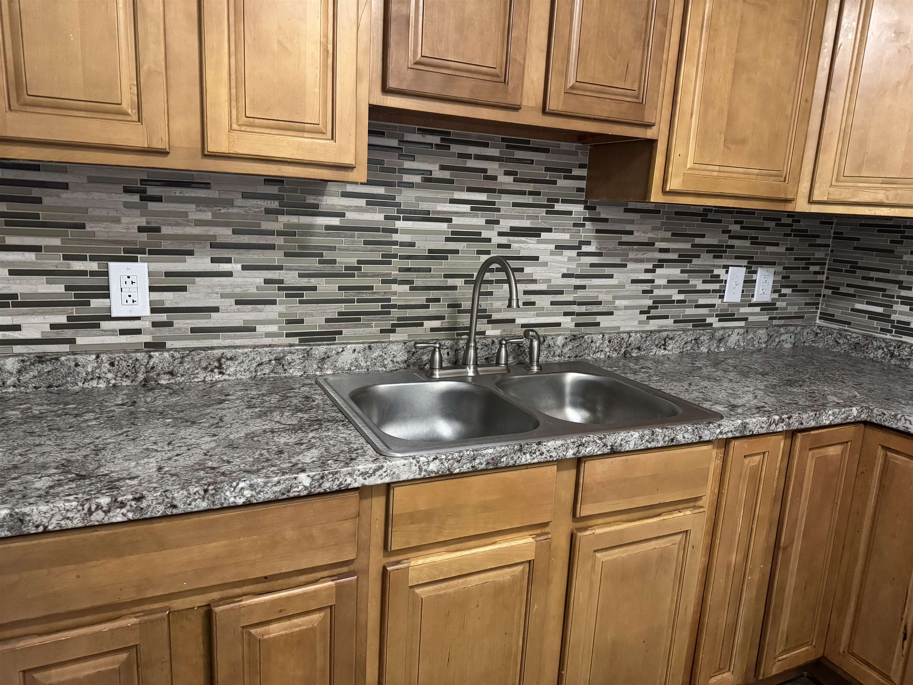 128 Loudon Road, Unit 12F Concord, NH 03301 - Photo 4 of 17