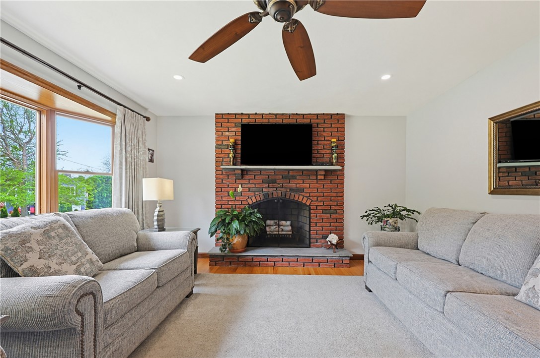 3 King Street Bristol, RI 02809 - Photo 11 of 25