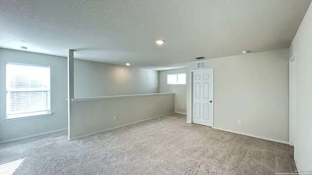 $1,995 | 11418 Long Rider, San Antonio, TX 78254