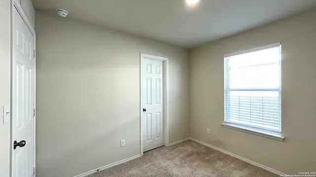 $1,995 | 11418 Long Rider, San Antonio, TX 78254