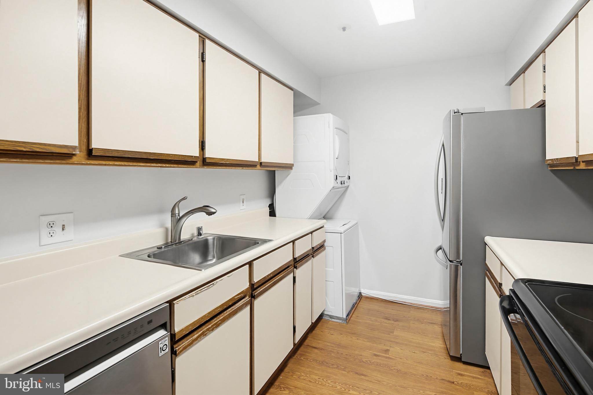 8385 Montgomery Run Road, Unit F Ellicott City, MD 21043 - Photo 10 of 32