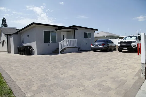 $3,100 | 2251 North Catalina Street, Burbank, CA 91504