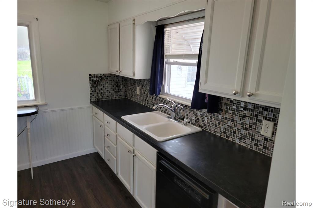 118 Daley Road Lapeer, MI 48446 - Photo 7 of 31