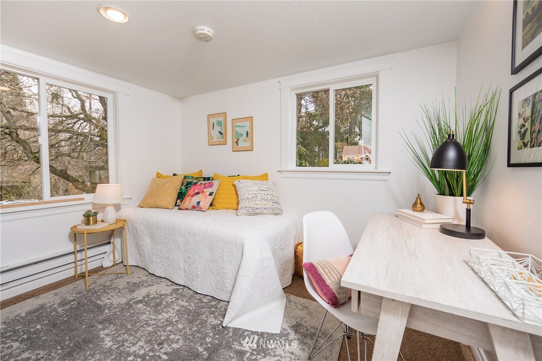 1709 Southwest Webster Street Seattle, WA 98106 - Photo 13 of 18 Gallery Image 13
