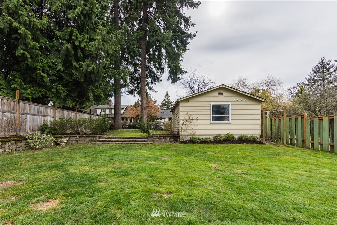 1709 Southwest Webster Street Seattle, WA 98106 - Photo 17 of 18 Gallery Image 17