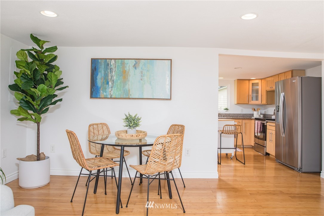 1709 Southwest Webster Street Seattle, WA 98106 - Photo 6 of 18 Gallery Image 6