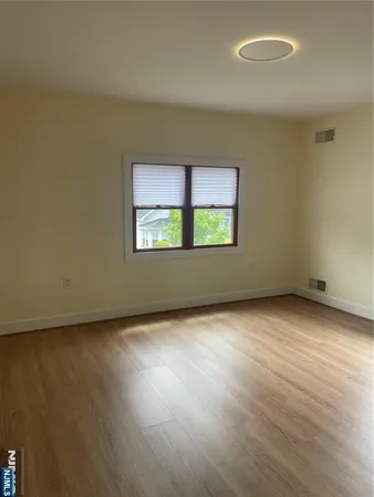 $2,800 | 59 Elberon Avenue, Hawthorne, NJ 07506