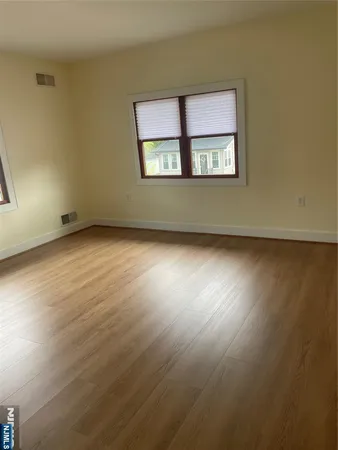 $2,800 | 59 Elberon Avenue, Hawthorne, NJ 07506