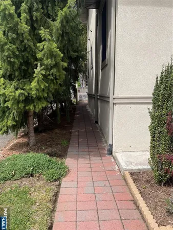 $2,800 | 59 Elberon Avenue, Hawthorne, NJ 07506