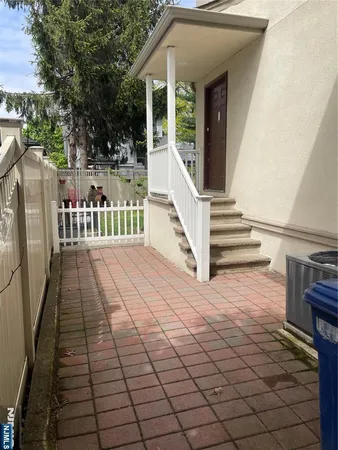 $2,800 | 59 Elberon Avenue, Hawthorne, NJ 07506