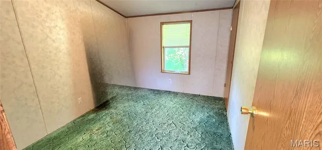 $115,000 | 210 East Old Plank Road, Chester, IL 62233