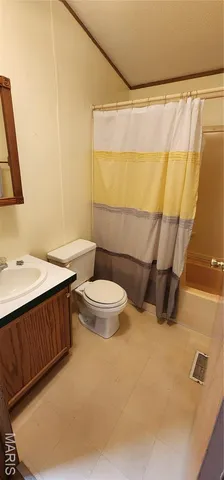 $115,000 | 210 East Old Plank Road, Chester, IL 62233