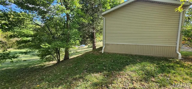 $115,000 | 210 East Old Plank Road, Chester, IL 62233