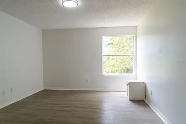 $189,995 | 2735 North Poinciana Boulevard, Unit 103, Kissimmee, FL 34746