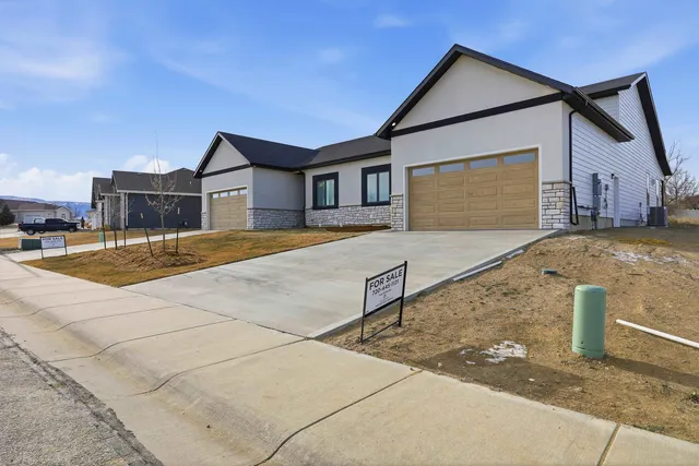 $539,900 | 1371 Morado Drive, Casper, WY 82609