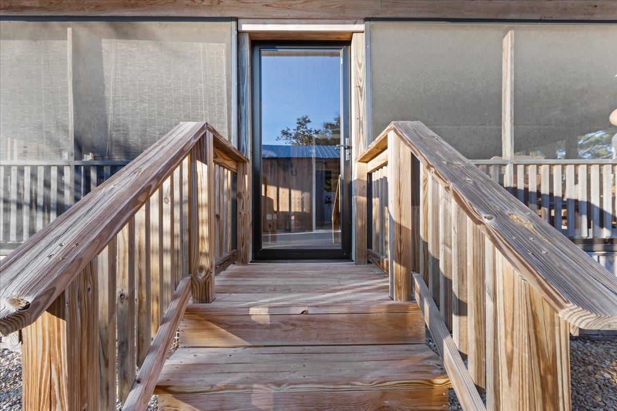 218 13th Street East Steinhatchee, FL 32359 - Photo 11 of 70