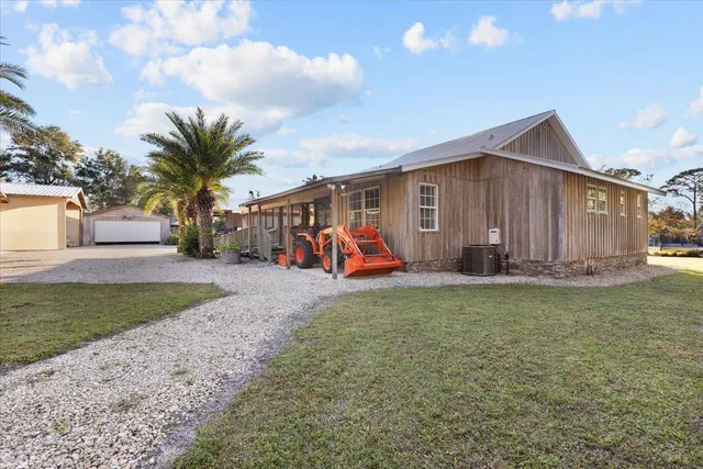 $1,495,000 | 218 13th Street East, Steinhatchee, FL 32359