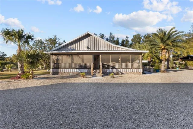 $1,495,000 | 218 13th Street East, Steinhatchee, FL 32359