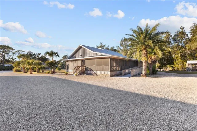 $1,495,000 | 218 13th Street East, Steinhatchee, FL 32359
