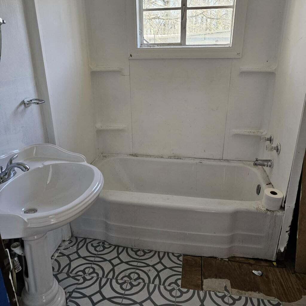 126 Berryhill Road South Pittsburg, TN 37380 - Photo 9 of 12 20250211002644142986000000-o (1)