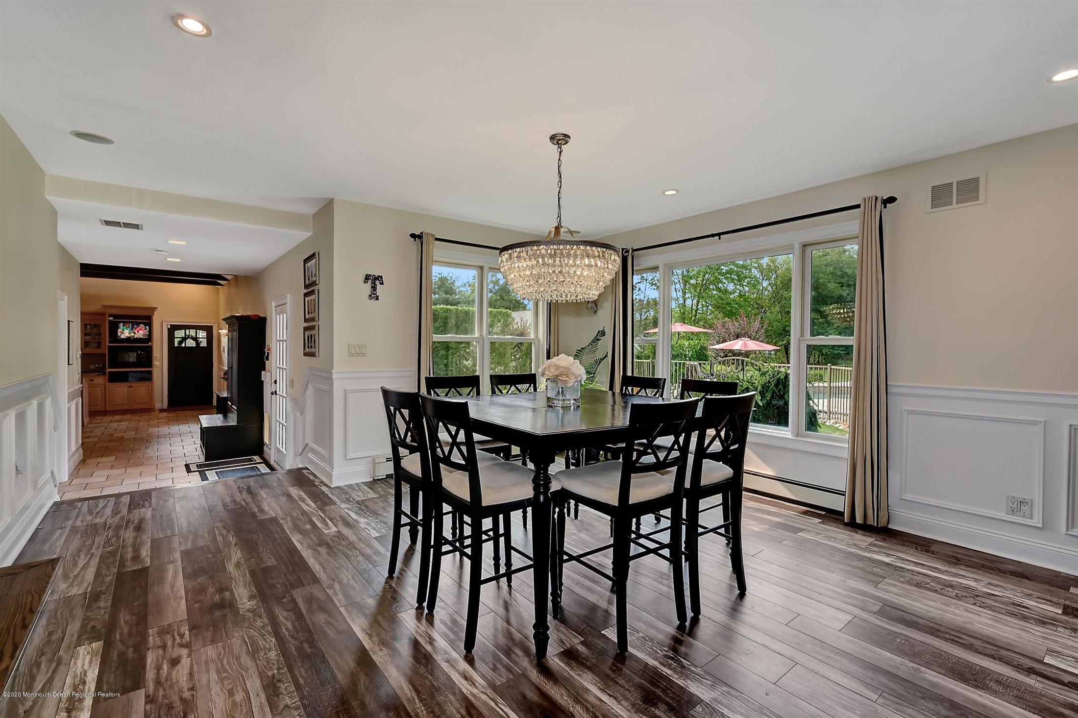 60 Crow Hill Road Freehold, NJ 07728 - Photo 8 of 41 06-Dining