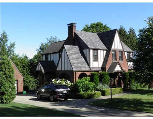 19 Oxford Road Ben Avon Heights, PA 15202 - Photo 1 of 18 Exterior Front.