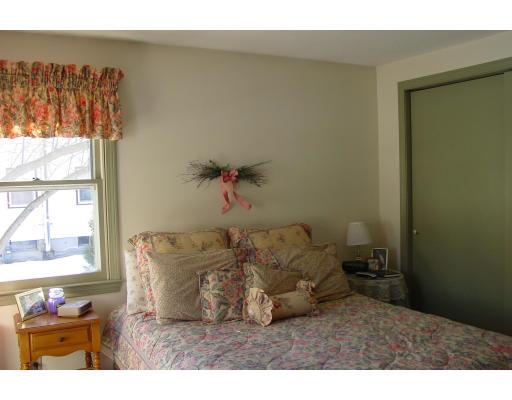 1086 Burts Pit Road Northampton, MA 01062 - Photo 6 of 7 Gallery Image 6