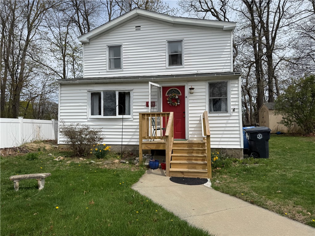 159 Iroquois Road Cumberland, RI 02864 - Photo 2 of 22