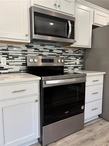 $300,000 | 4909 South Creek Wood Drive, St. Joseph, MO 64507