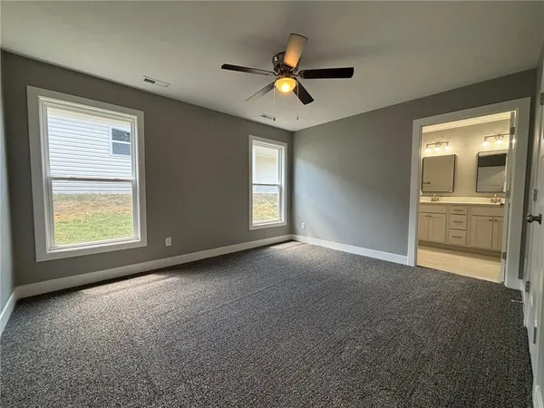 $300,000 | 4909 South Creek Wood Drive, St. Joseph, MO 64507