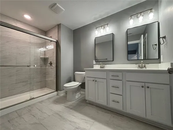 $300,000 | 4909 South Creek Wood Drive, St. Joseph, MO 64507