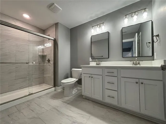 $300,000 | 4909 South Creek Wood Drive, St. Joseph, MO 64507