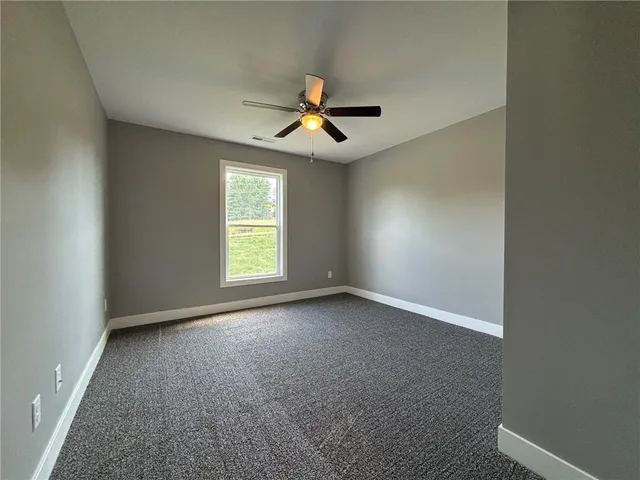 $300,000 | 4909 South Creek Wood Drive, St. Joseph, MO 64507