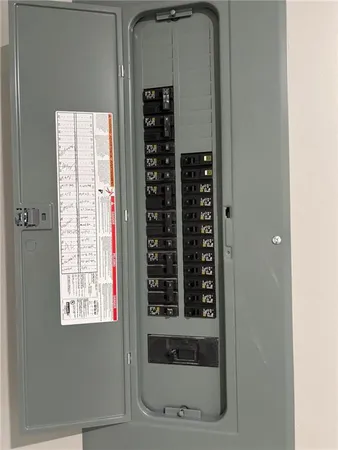 $300,000 | 4909 South Creek Wood Drive, St. Joseph, MO 64507