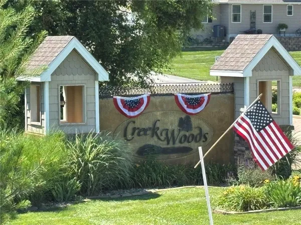 $300,000 | 4909 South Creek Wood Drive, St. Joseph, MO 64507