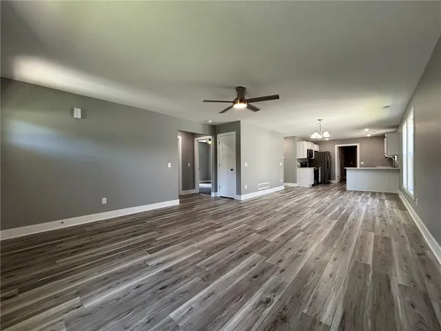 $300,000 | 4909 South Creek Wood Drive, St. Joseph, MO 64507